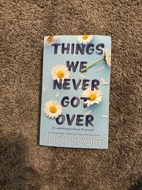 Things We Never Got Over by Lucy Score - Paperback (Knockemout #1)